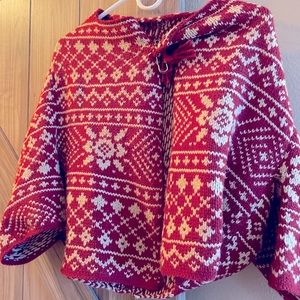 Knitted Cabi shall